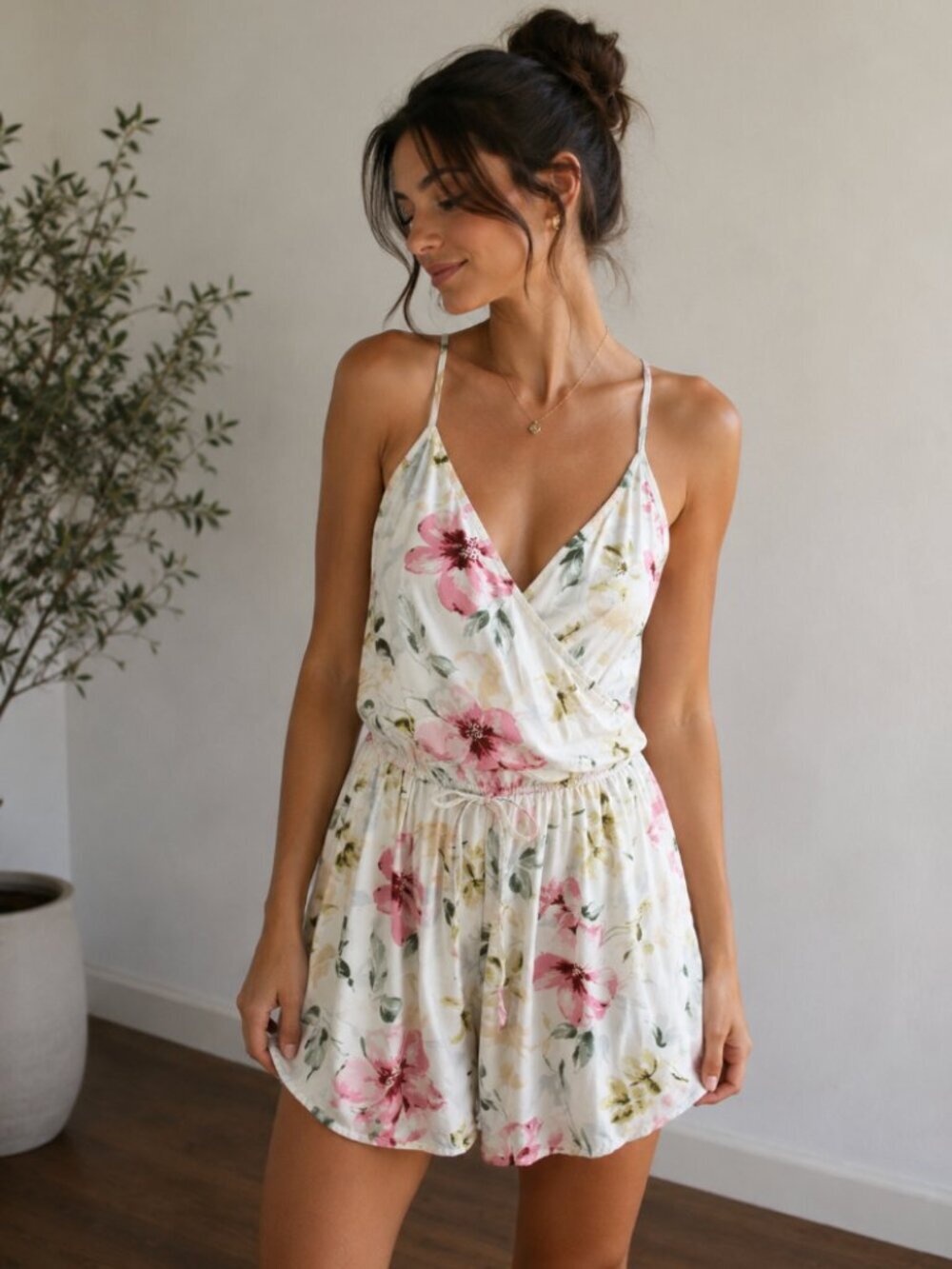NWT Hollister Womens Floral Wrap Front Romper Size XS White